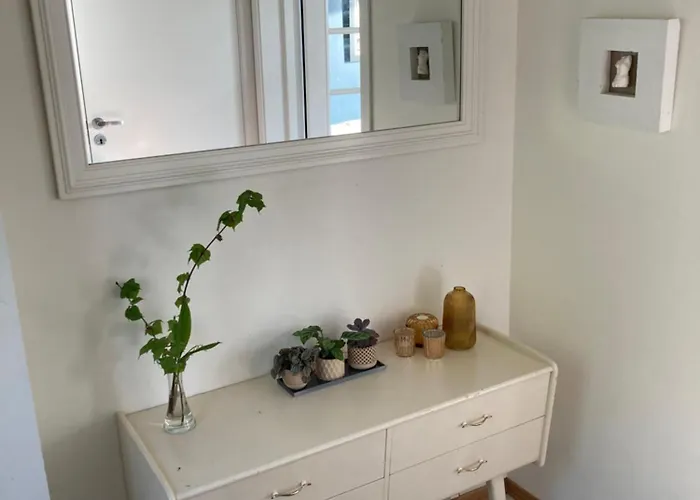 Bolig I Sjøkanten Feriehus *